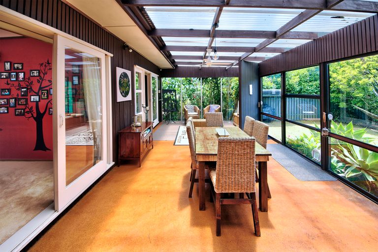 Photo of property in 237 Metcalfe Road, Ranui, Auckland, 0612