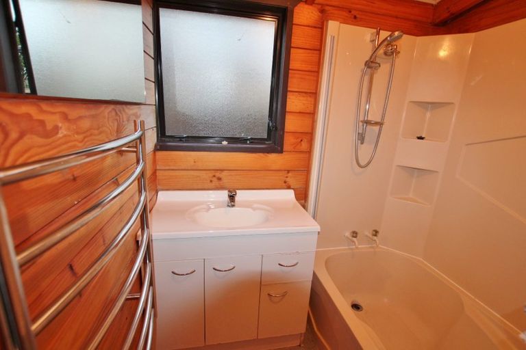 Photo of property in 1/29 Rosier Road, Glen Eden, Auckland, 0602