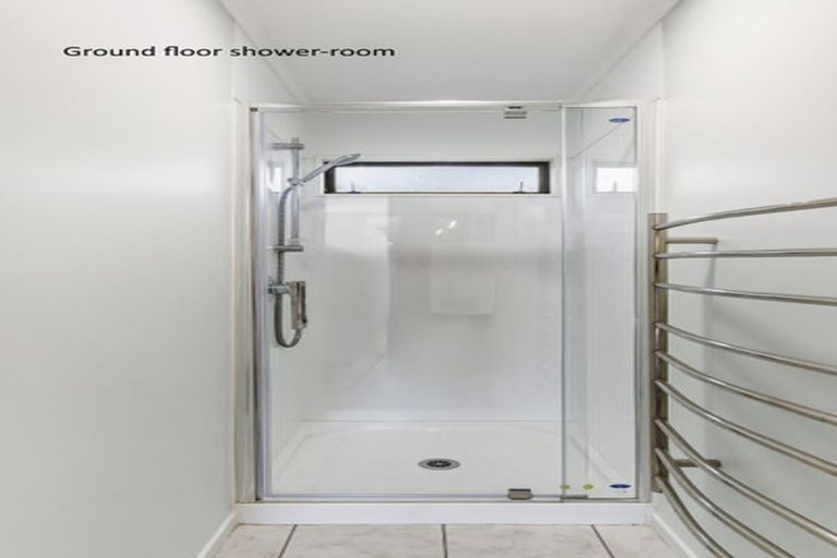 Photo of property in 27 Nathan Avenue, Paraparaumu Beach, Paraparaumu, 5032