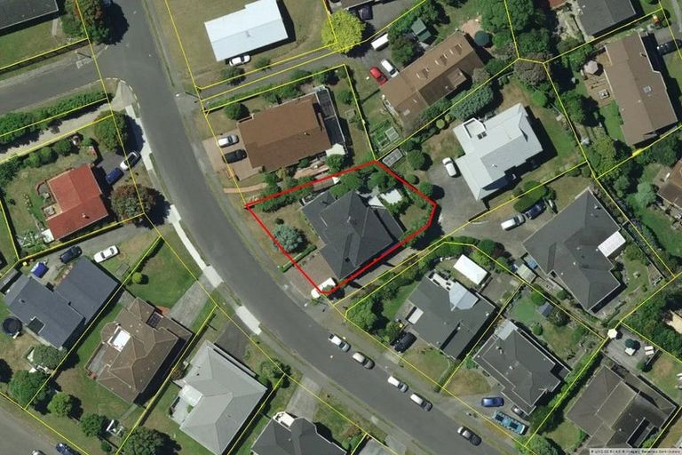 Photo of property in 13 Halladale Road, Papakowhai, Porirua, 5024