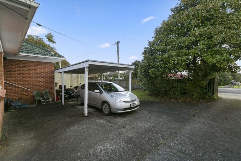 Photo of property in 100a Astley Avenue, New Lynn, Auckland, 0600