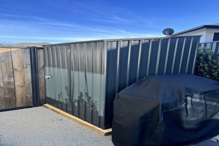 Photo of property in 35 Silver Street, Lower Shotover, Queenstown, 9304