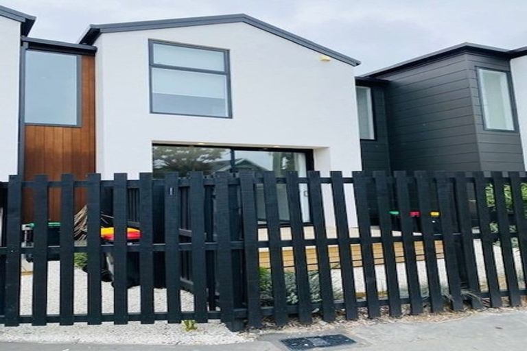 Photo of property in 4/45 Heywood Terrace, Richmond, Christchurch, 8013