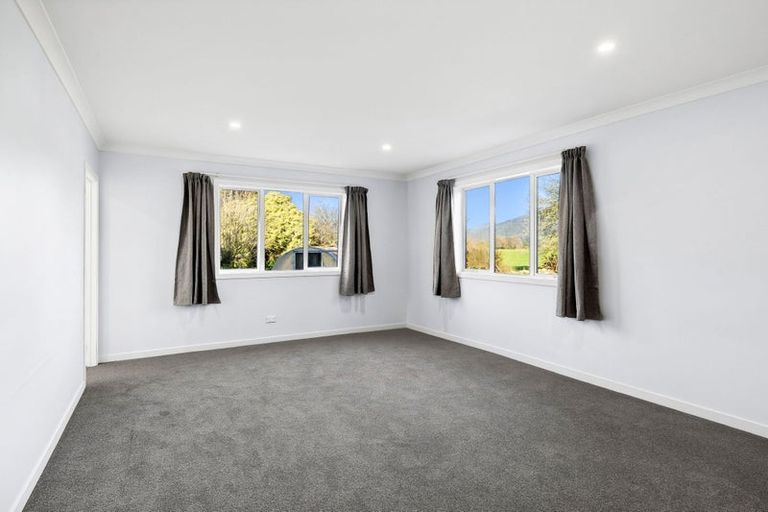 Photo of property in 540 Mackay Pass Road, Bainham, Collingwood, 7073