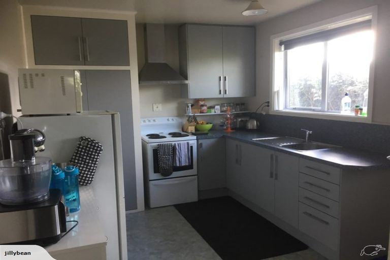 Photo of property in 33 Colwyn Street, Bryndwr, Christchurch, 8053