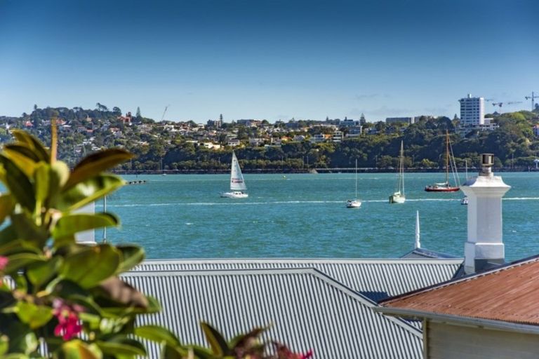 Photo of property in 8 Cheltenham Road, Devonport, Auckland, 0624