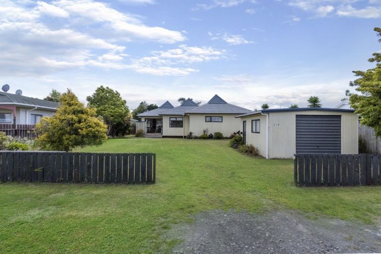 Photo of property in 152 Kiwi Road, Whangamata, 3620
