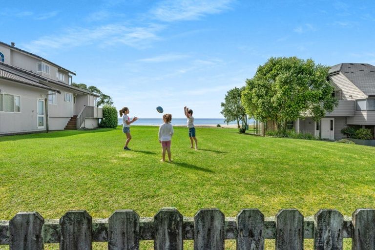 Photo of property in 106 Bambury Place, Onemana, Whangamata, 3691