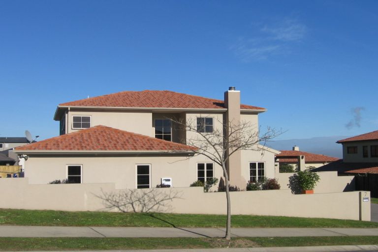 Photo of property in 7 Bejoy Rise, East Tamaki Heights, Auckland, 2016