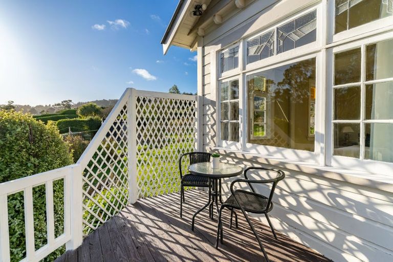 Photo of property in 27 Marine Parade, Macandrew Bay, Dunedin, 9014