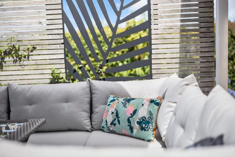 Photo of property in 23 Faram Place, Massey, Auckland, 0614