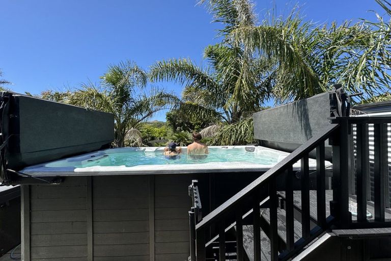 Photo of property in 216 Thelma Road, Mangawhai Heads, Mangawhai, 0505