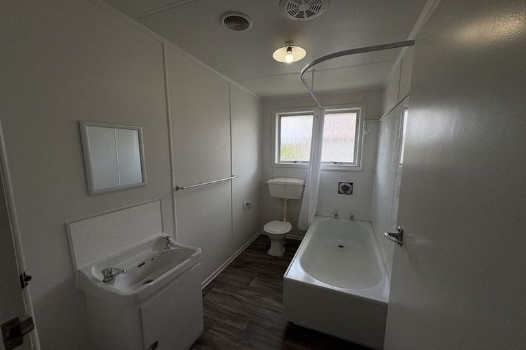 Photo of property in 813 Lyell Street, Akina, Hastings, 4122