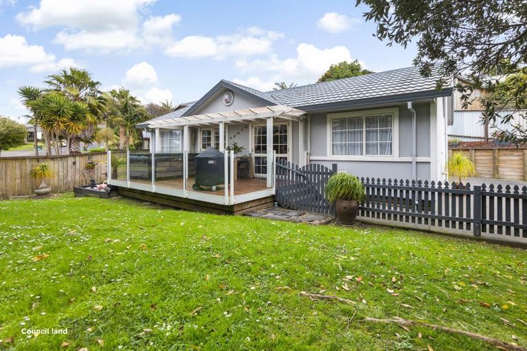Photo of property in 403 Whangaparaoa Road, Stanmore Bay, Whangaparaoa, 0932