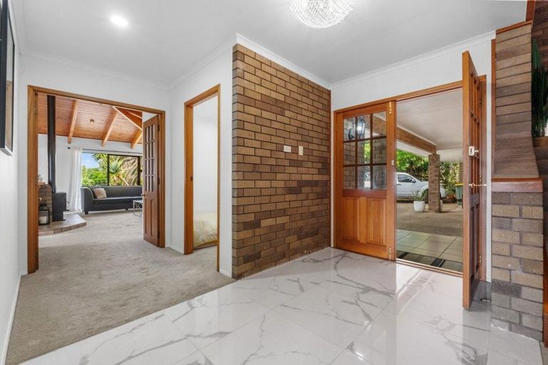 Photo of property in 14 Peters Lane, Taupaki, Henderson, 0782