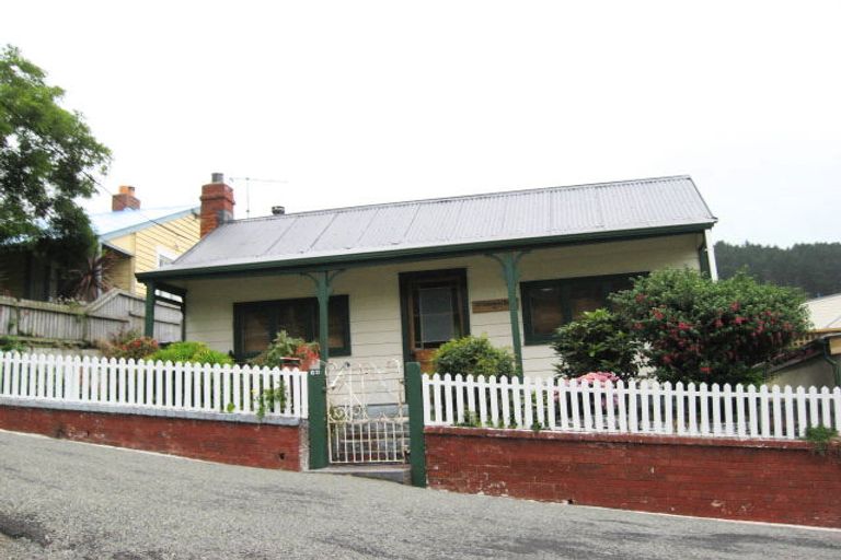 Photo of property in 60 Canterbury Street, Lyttelton, 8082