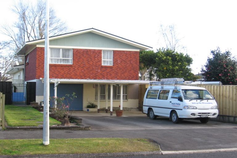 Photo of property in 17 Samuel Place, Queenwood, Hamilton, 3210