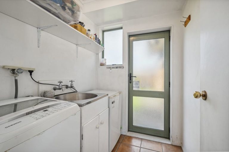 Photo of property in 2 Ashmore Place, Fairy Springs, Rotorua, 3015