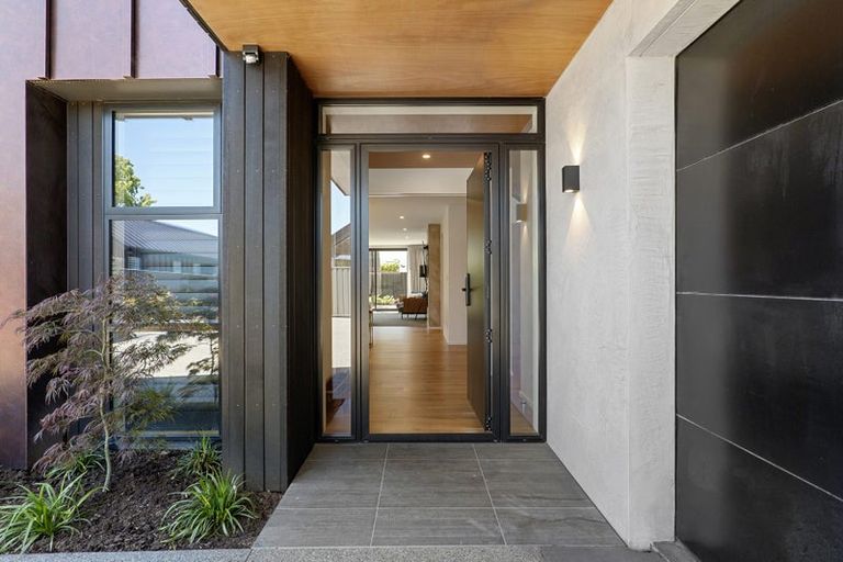 Photo of property in 20a Wroxton Terrace, Merivale, Christchurch, 8014