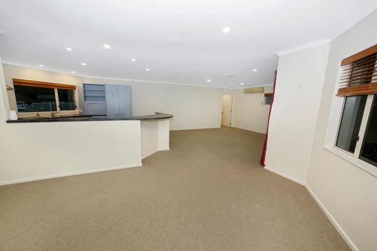 Photo of property in 17 Chelsea Drive, Taradale, Napier, 4112