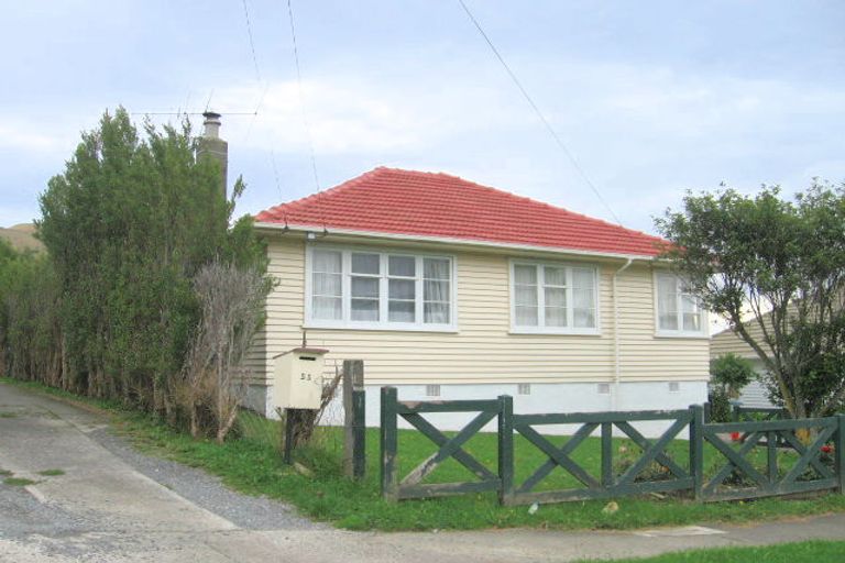 Photo of property in 55 Bell Street, Tawa, Wellington, 5028