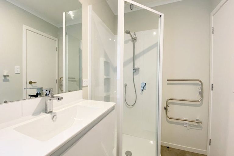 Photo of property in 27 Olive Crescent, Papatoetoe, Auckland, 2025