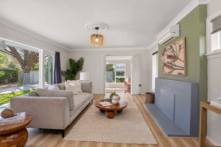 Photo of property in 223 Memorial Avenue, Burnside, Christchurch, 8053