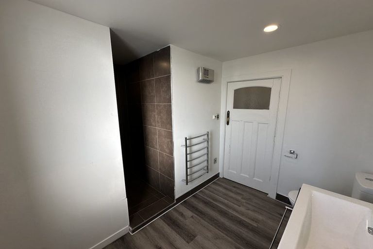 Photo of property in 28 King Street, Coalgate, 7673