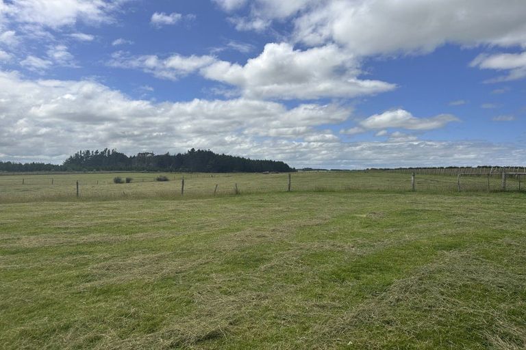 Photo of property in 864 Bluff Highway, Woodend, Invercargill, 9877
