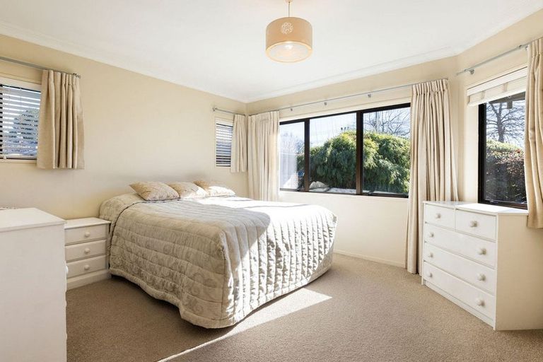 Photo of property in 51 Taylor Street, Cambridge, 3434