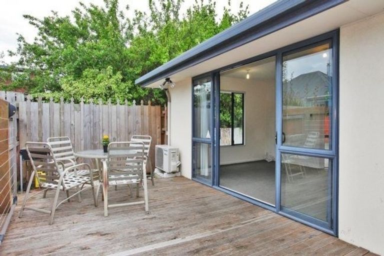 Photo of property in 118 Nursery Road, Phillipstown, Christchurch, 8011