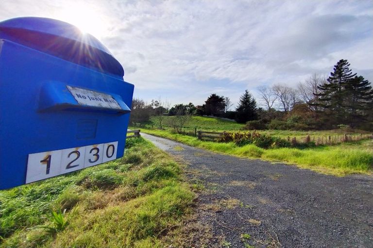 Photo of property in 1230 Alfriston Road, Alfriston, Manurewa, 2576