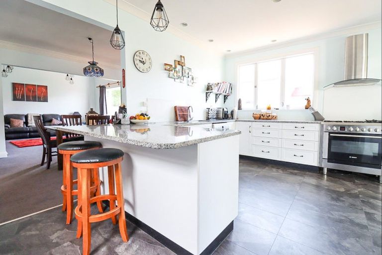 Photo of property in 14 Grant Street, Dannevirke, 4930