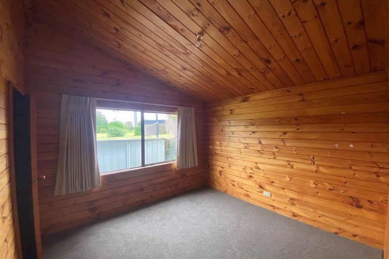 Photo of property in 87 Carnoustie Drive, Wattle Downs, Auckland, 2103