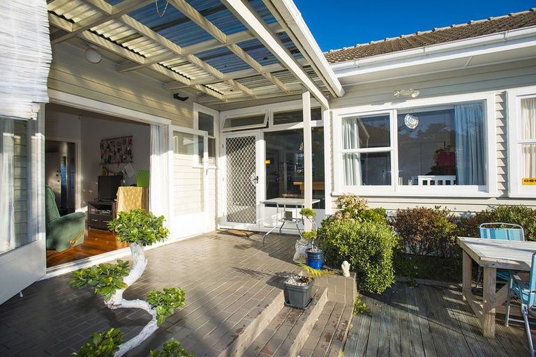 Photo of property in 14 Haronga Road, Inner Kaiti, Gisborne, 4010