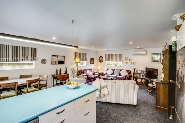 Photo of property in 119a Kenilworth Road, Mayfair, Hastings, 4122