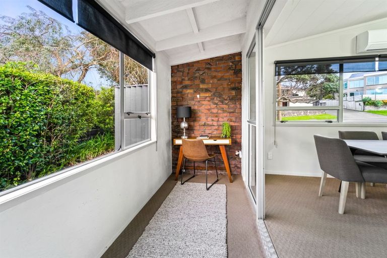 Photo of property in 1/15 Omana Road, Milford, Auckland, 0620