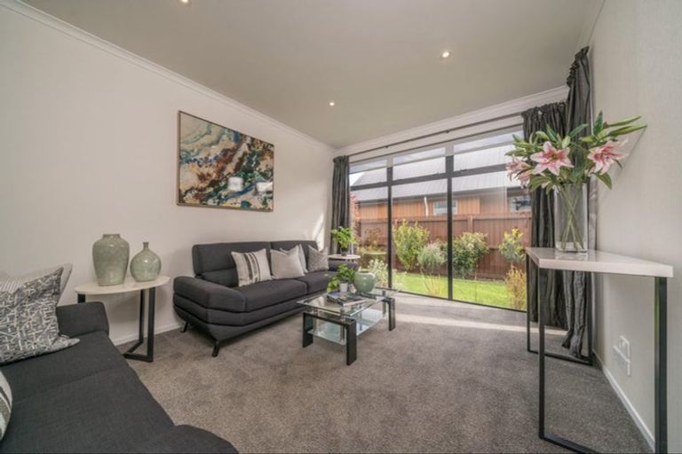 Photo of property in 21 Meyer Crescent, Halswell, Christchurch, 8025