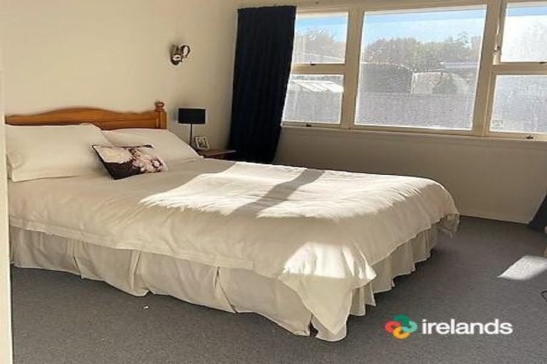 Photo of property in 2/4 Kyeburn Place, Avonhead, Christchurch, 8042