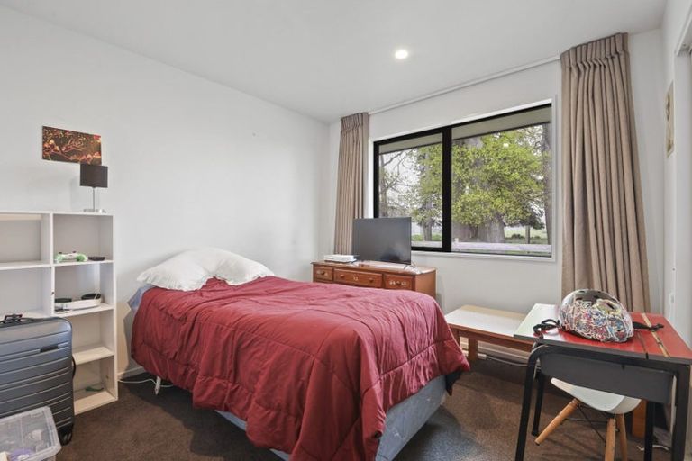 Photo of property in 25 Crossley Avenue, Woodend, 7610