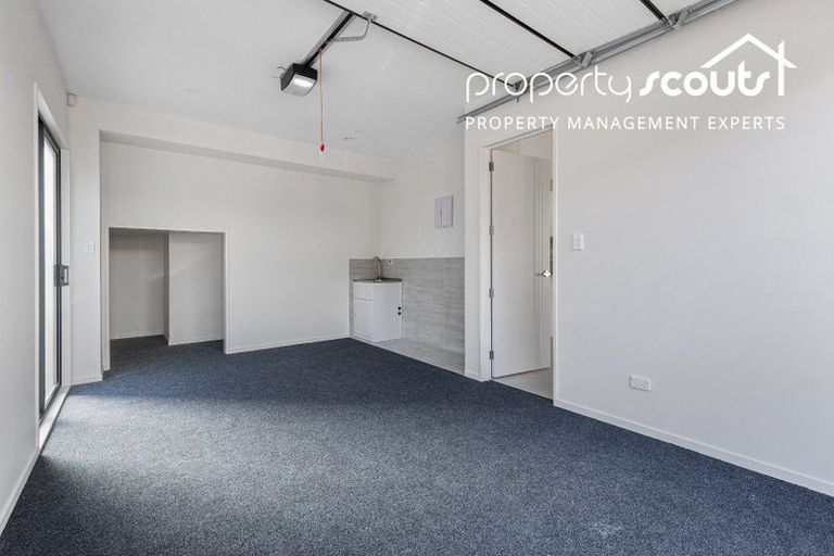 Photo of property in 11/116 Colwill Road, Massey, Auckland, 0614