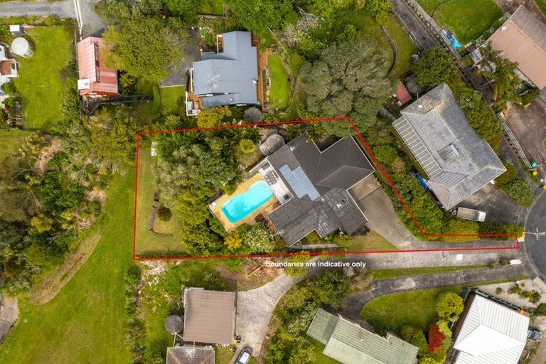 Photo of property in 19 Valerie Crescent, Okura, Albany, 0792