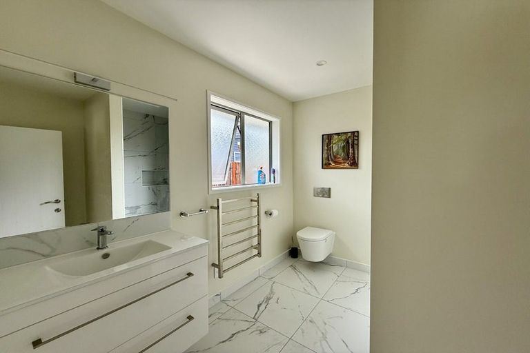 Photo of property in 16 Huka Heights Drive, Rangatira Park, Taupo, 3330