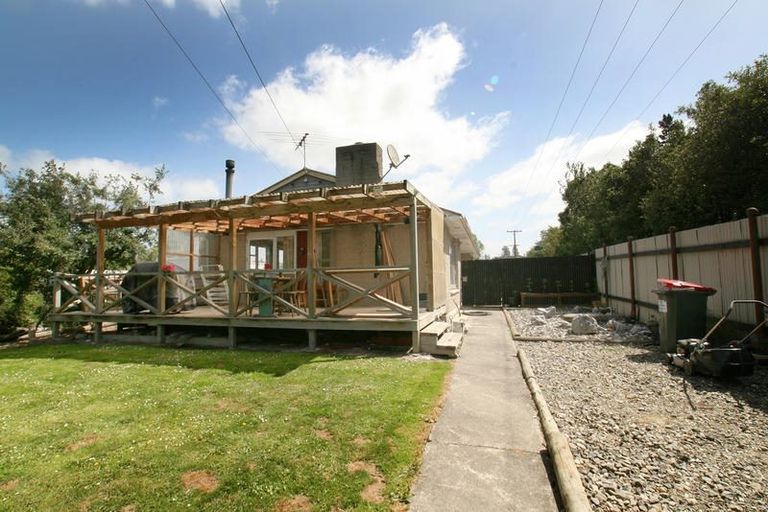 Photo of property in 3276 Waikouaiti-waitati Road, Karitane, Waikouaiti, 9471