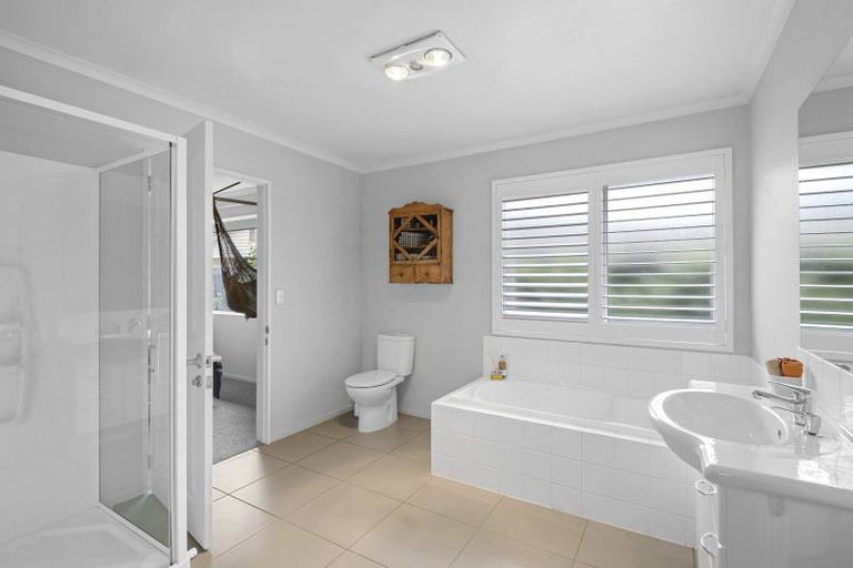 Photo of property in 18 Hampstead Close, Rangiora, 7400