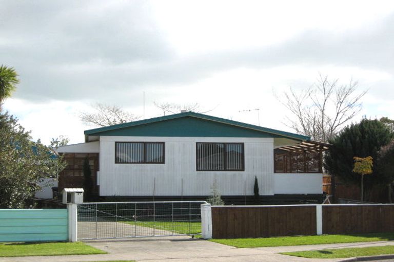 Photo of property in 51 Farnworth Crescent, Whakatane, 3120
