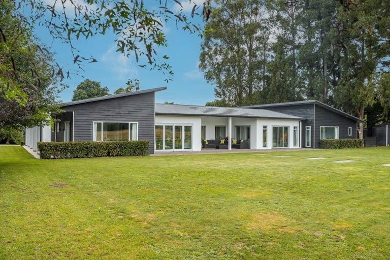 Photo of property in 26 Cotter Street, Greytown, 5712