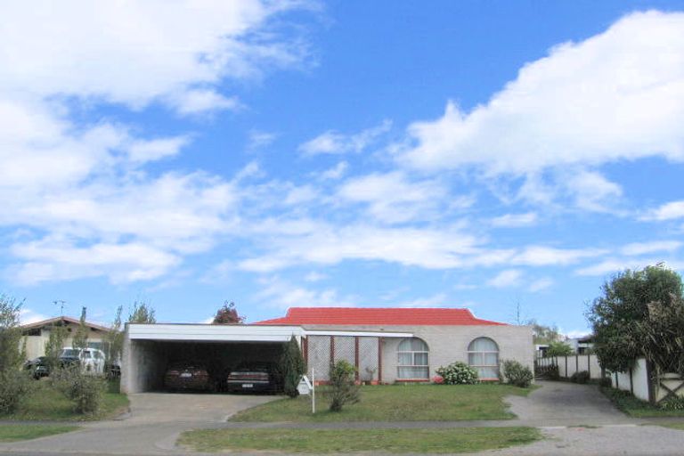 Photo of property in 17 Macdonell Street, Hilltop, Taupo, 3330
