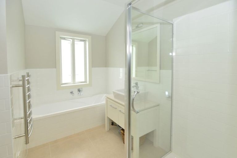 Photo of property in 19 Landmark Terrace, Orewa, 0931