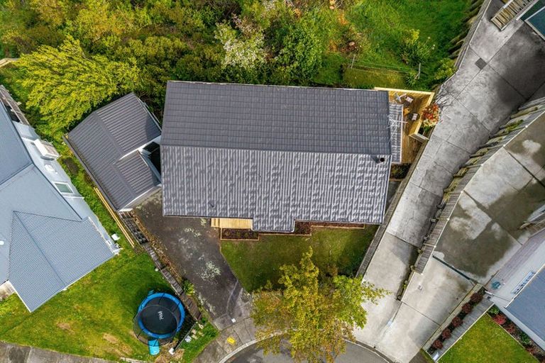 Photo of property in 12 Gaff Place, Whitby, Porirua, 5024